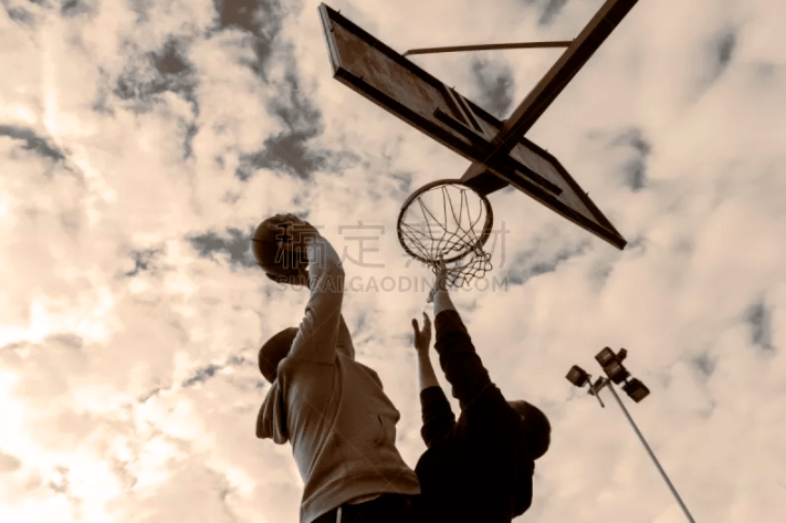 任意球制胜，苏莱当选罗马客战帕尔马全场最佳球员